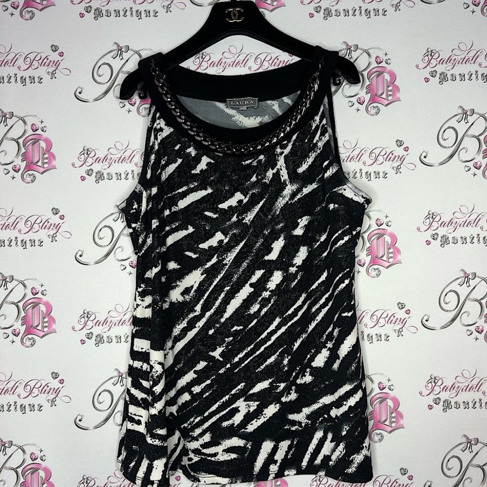Laura tank top blouse with chain sparkly fabric snow leopard necklace chain 🔗